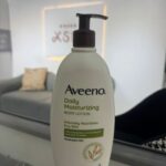 aveeno Daily Moisturizing body lotion